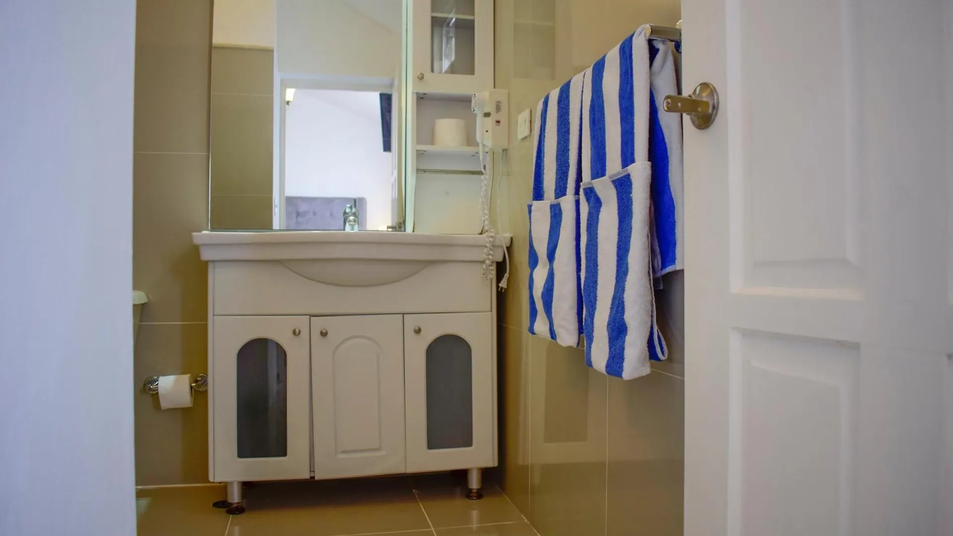 פונטה קאנה Green Coast Beach Hotel 2*, פונטה קאנה